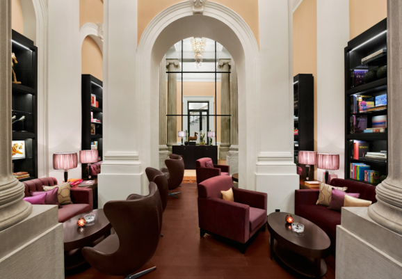 事例_空間事例_Palais Hansen Kempinski(ホテル②).png